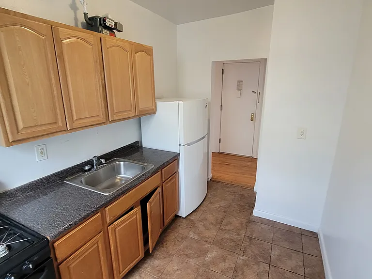 975 Sherman Ave #S55 — Photo 6