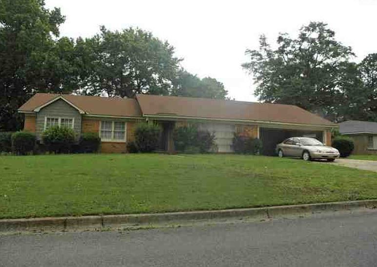 1st image of 130 52nd St