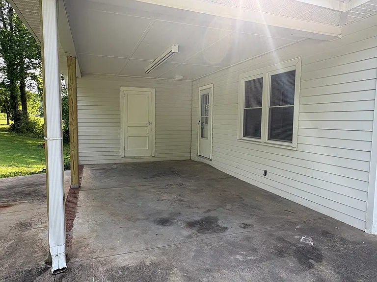 138 Duff Dr — Photo 22