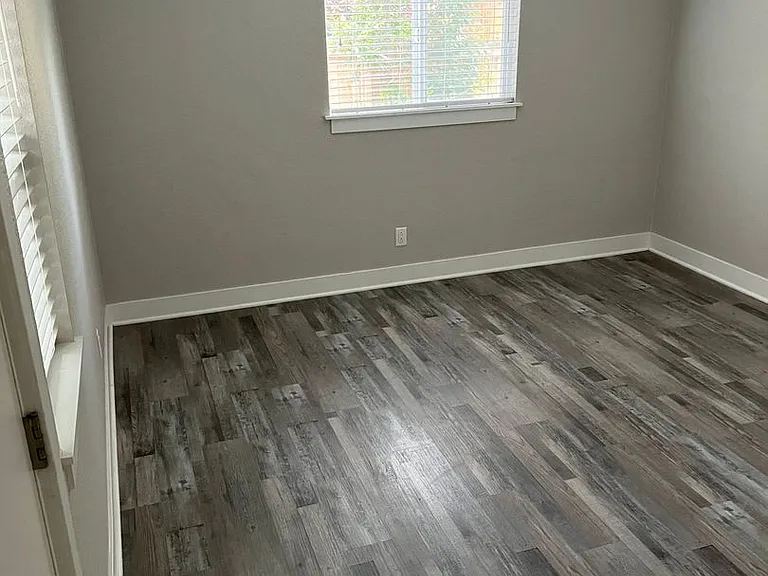 1602 Garfield Ave #8 — Photo 7