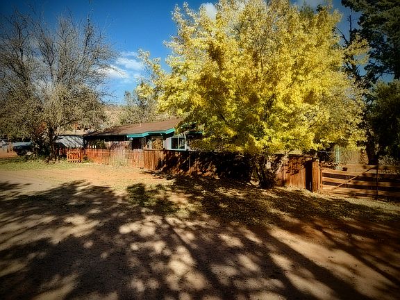 4th image of 100 Zane Grey Ln
