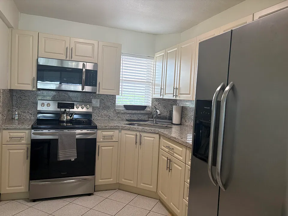 8900 Washington Blvd #Penthouse 12