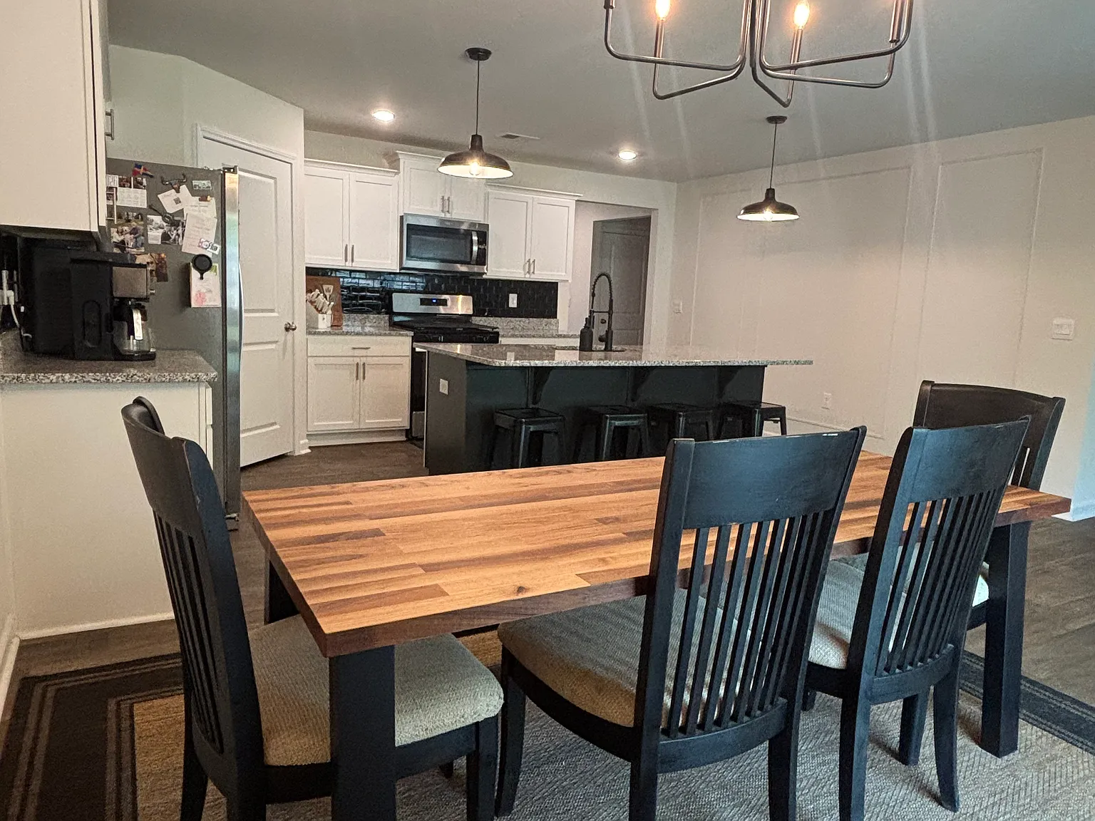 4 bed, 1772 sqft, $2,100 — Photo 4