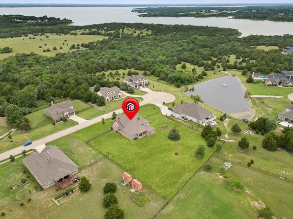 2610 Sunset Bay Ln, Nevada, TX 75173