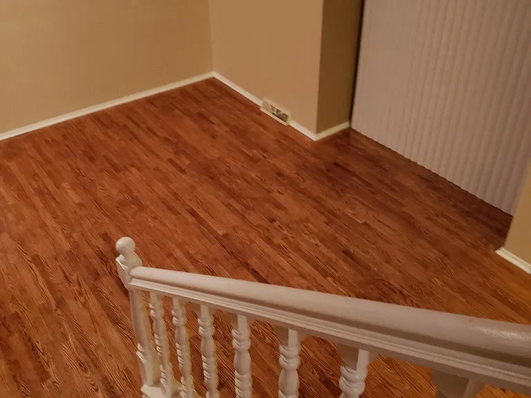 Y Cir — Photo 24