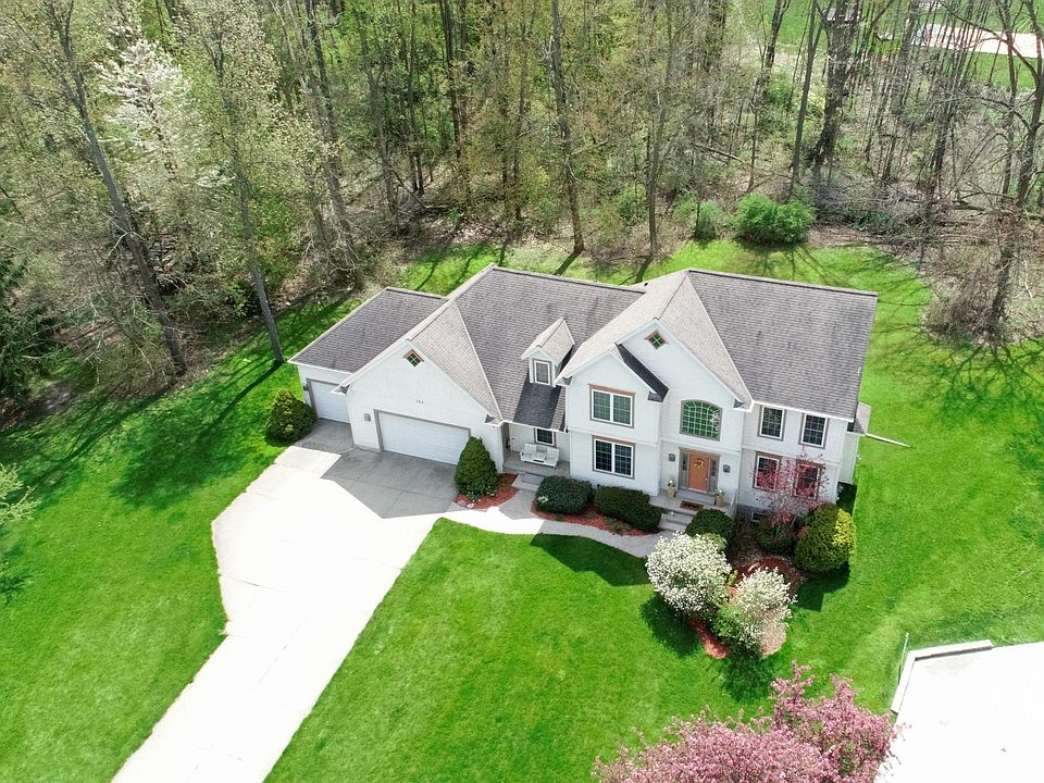 1st image of 184 Summerfield Ct SW