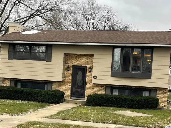 231 12th St SE, Mason City, IA 50401