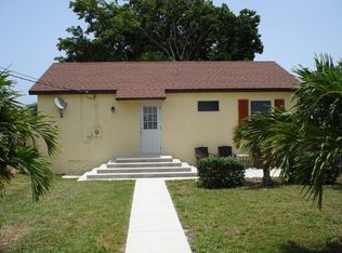 1213 S M St, Lake Worth, FL 33460