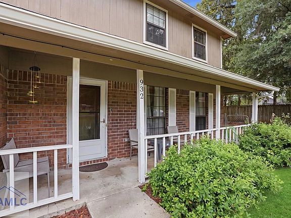 4th image of 932 Primrose Ln