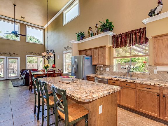 5th image of 4058 E Battala Ave