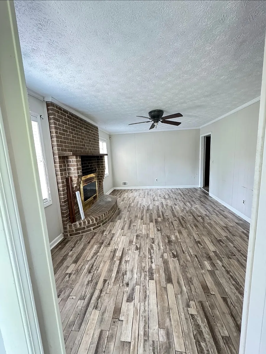 Building Photo - 4914 Wolverton Dr
