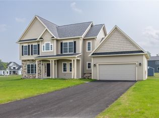 20 Giovanni Ln, Hilton, NY 14468