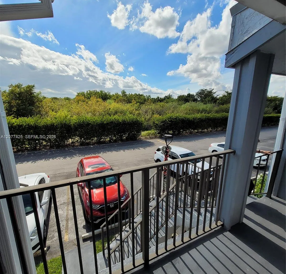 Lakeshore Condo 8 — Photo 3
