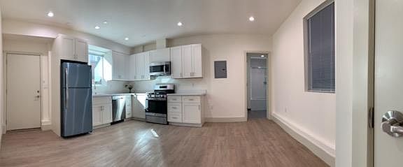 2nd image of 2739 Geary Blvd #B