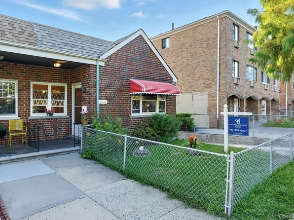 1049 Huntington Avenue, Bronx, NY 10465