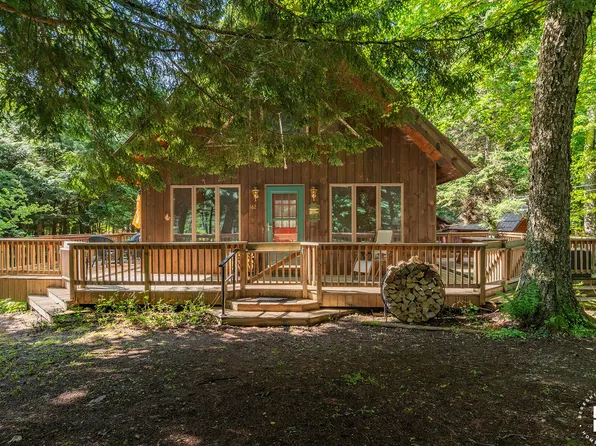 162 County Highway 46, Saranac Lake, NY 12983