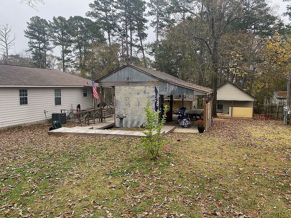 1st image of 4557 Hillcrest Dr