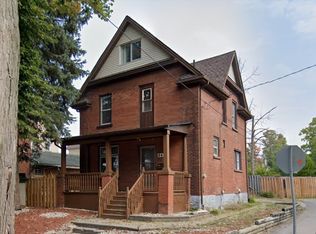 84 Ahrens St W, Kitchener, ON N2H4C1