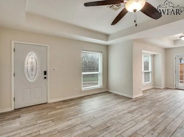 3037 Cunningham Dr — Photo 4