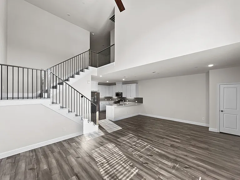 8876 Samara St — Photo 6