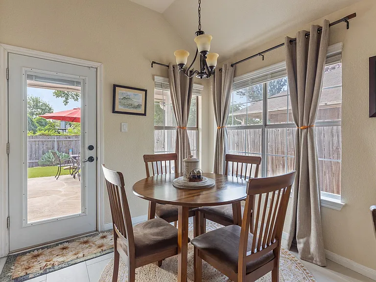 2305 Raintree Path — Photo 12