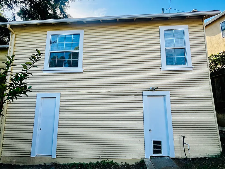11 B St #15 — Photo 6