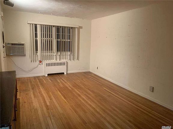 3rd image of 60-35 251st St