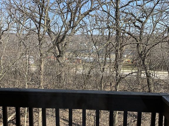 3rd image of 253 Windsor Ct Unit D
