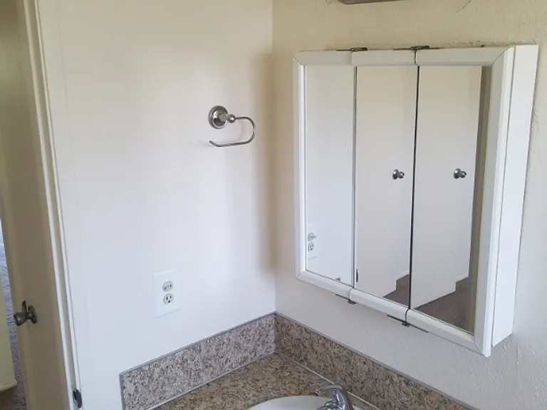 #765 ALDERBROOK APARTMENTS — Photo 6