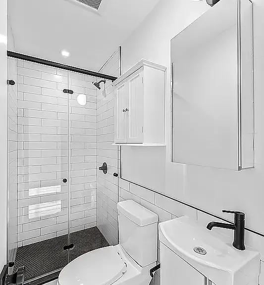 321 20th St #2F — Photo 6