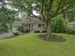 41 Tanglewood Rd, Albany, NY 12205