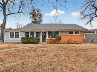 2844 Westlawn St, Saint Louis, MO 63125