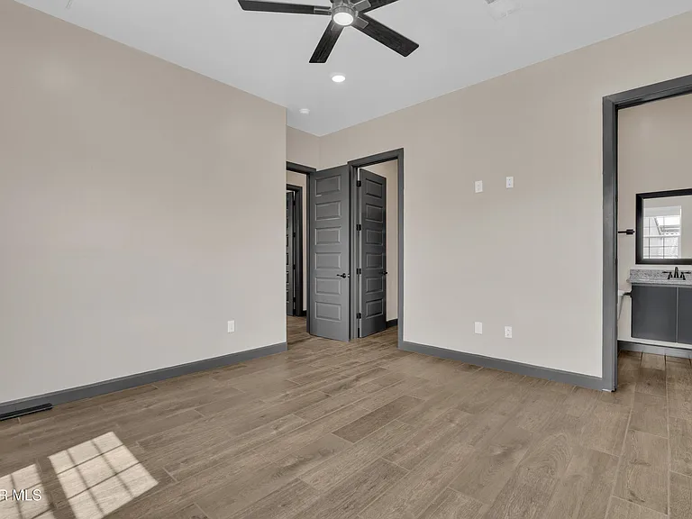 461 Vin Benicarlo Pl — Photo 30