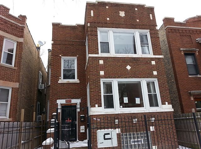 1st image of 2537 N Lowell Ave