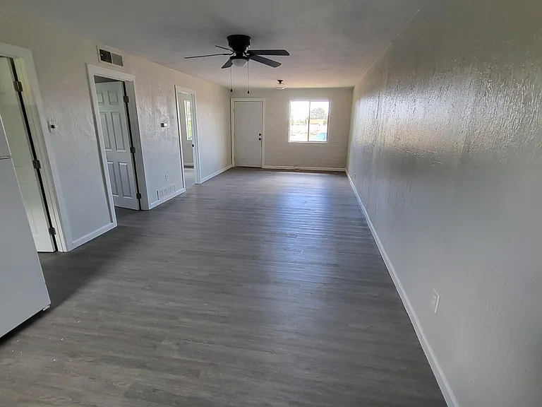 116 N 5th St #2 — Photo 6