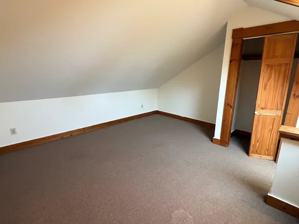 16A Grove St #16A, Proctor, VT 05765