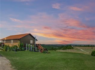 89 Denali Cabin Ln, Roundup, MT 59072