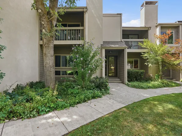 5647 S Park Pl W, Salt Lake City, UT 84121