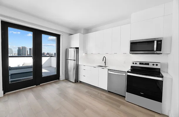 Rented by REAL New York | media 33