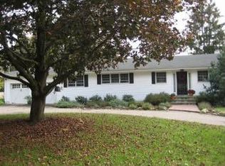 470 W Hill Rd, Glen Gardner, NJ 08826