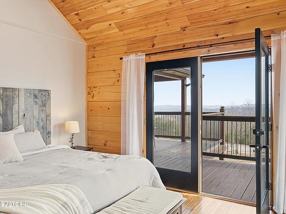 15th image of this home