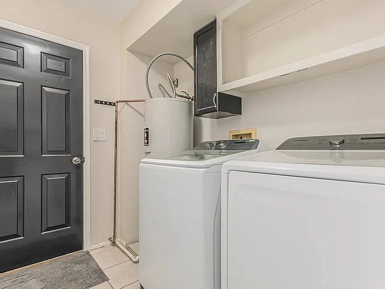 4224 E Ashler Hills Dr — Photo 23