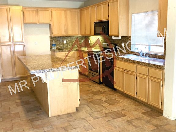 5th image of 16174 Hamilton Ct