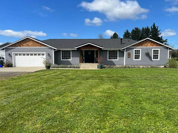 139 Rio Vista Ln, Roseburg, OR 97471