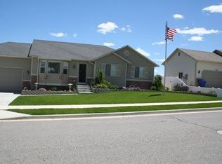 6697 S Duchess St, West Jordan, UT 84084