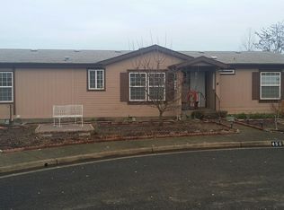 456 E 10th Pl, Junction City, OR 97448