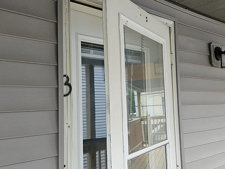 2042 Main St #3 — Photo 4
