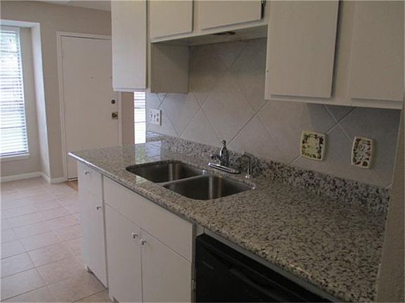 5th image of 13322 Mystic Wood Dr