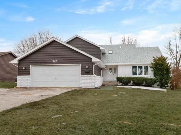 1329 Brandywine Rd, Crown Point, IN 46307