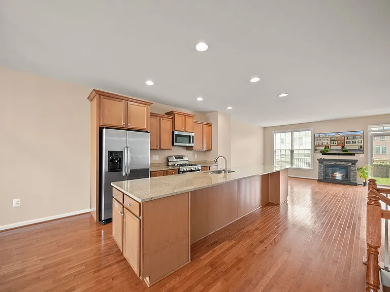 1439 Occoquan Heights Ct — Photo 15